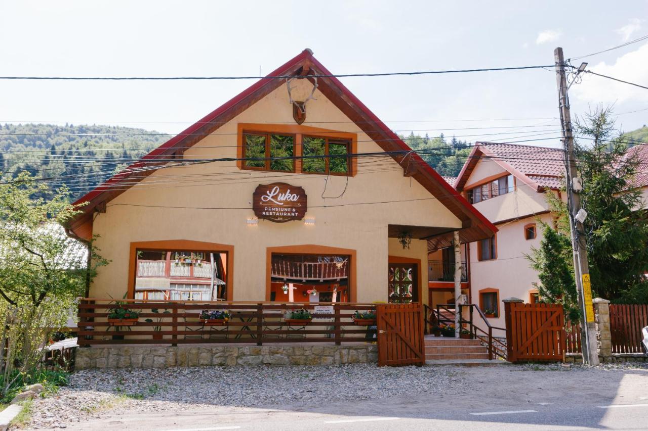Pensiunea Luka Slanic Moldova Ngoại thất bức ảnh